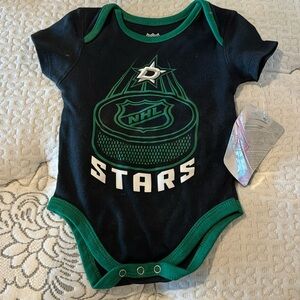 NWT Dallas Stars size 3 - 6 months onesie